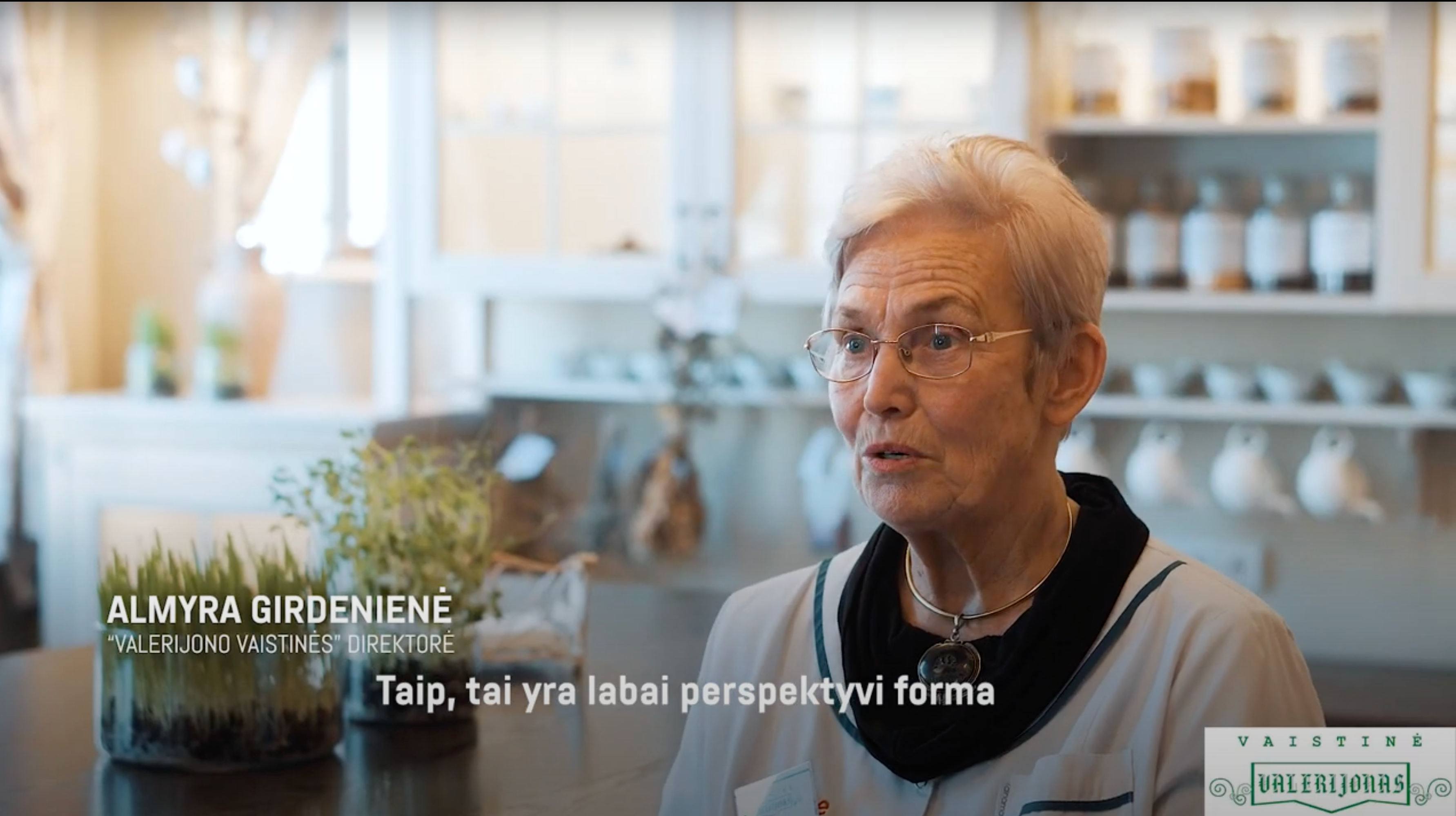 Load video: Specialistai rekomeduoja Nutrioz.